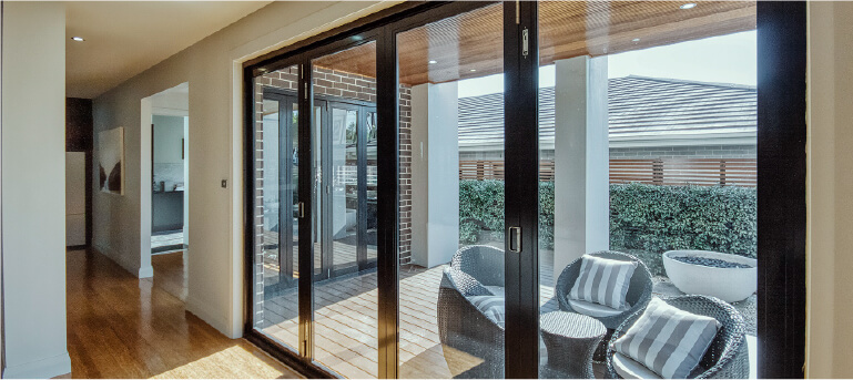 image of an aluminium folding door
