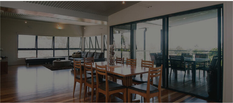 image of an aluminium sliding door