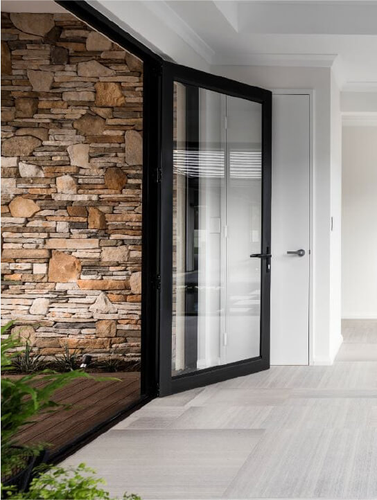 image of an aluminium entrance door